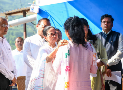 Couldn’t cancel Durga Puja carnival due to foreign guests, was monitoring North Bengal: Mamata Banerjee | Couldn’t cancel Durga Puja carnival due to foreign guests, was monitoring North Bengal: Mamata Banerjee