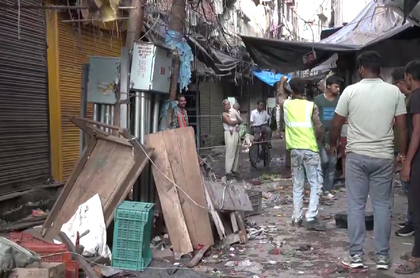Police say Kanpur scooter explosion triggered by firecrackers | Police say Kanpur scooter explosion triggered by firecrackers Police say Kanpur scooter explosion triggered by firecrackers | Police say Kanpur scooter explosion triggered by firecrackers