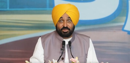 Punjab CM Mann, Kejriwal jointly launch scheme to construct 3,100 stadiums | Punjab CM Mann, Kejriwal jointly launch scheme to construct 3,100 stadiums Punjab CM Mann, Kejriwal jointly launch scheme to construct 3,100 stadiums | Punjab CM Mann, Kejriwal jointly launch scheme to construct 3,100 stadiums
