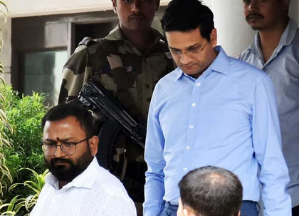 SC grants bail to suspended Jharkhand IAS officer Chhavi Ranjan in money laundering case | SC grants bail to suspended Jharkhand IAS officer Chhavi Ranjan in money laundering case