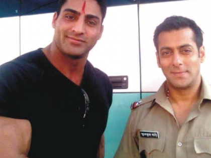 Salman Khan mourns the death of his "Tiger 3" co-star, Varinder Singh Ghuman | Salman Khan mourns the death of his "Tiger 3" co-star, Varinder Singh Ghuman Salman Khan mourns the death of his "Tiger 3" co-star, Varinder Singh Ghuman | Salman Khan mourns the death of his "Tiger 3" co-star, Varinder Singh Ghuman