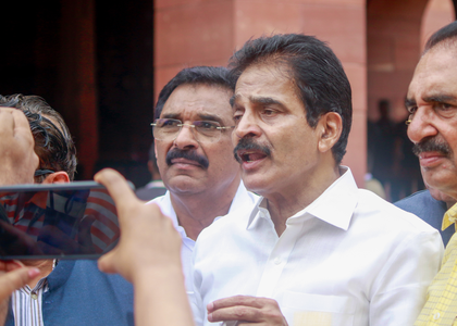 KC Venugopal questions secrecy, seeks ED clarification on summons to CM Vijayan’s son | KC Venugopal questions secrecy, seeks ED clarification on summons to CM Vijayan’s son KC Venugopal questions secrecy, seeks ED clarification on summons to CM Vijayan’s son | KC Venugopal questions secrecy, seeks ED clarification on summons to CM Vijayan’s son
