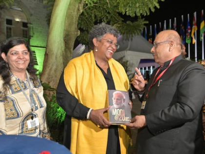 Delhi Speaker Vijender Gupta gifts book on PM Modi to Barbados premier | Delhi Speaker Vijender Gupta gifts book on PM Modi to Barbados premier Delhi Speaker Vijender Gupta gifts book on PM Modi to Barbados premier | Delhi Speaker Vijender Gupta gifts book on PM Modi to Barbados premier