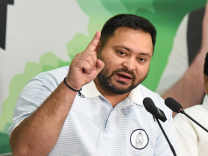 Tejashwi meets ex-Bihar unit RJD chief Jagdanand Singh, sparks speculation ahead of election | Tejashwi meets ex-Bihar unit RJD chief Jagdanand Singh, sparks speculation ahead of election Tejashwi meets ex-Bihar unit RJD chief Jagdanand Singh, sparks speculation ahead of election | Tejashwi meets ex-Bihar unit RJD chief Jagdanand Singh, sparks speculation ahead of election