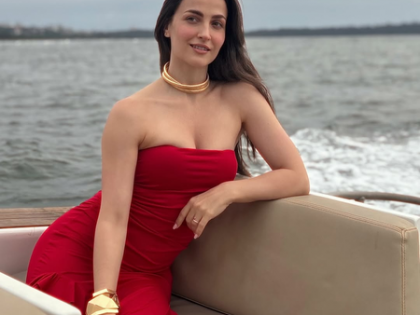 Elli AvrRam is 'feeling great' about performing with Akshay Kumar at Filmfare | Elli AvrRam is 'feeling great' about performing with Akshay Kumar at Filmfare