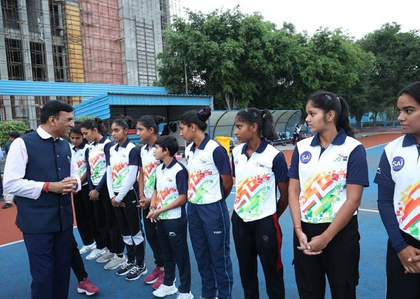 Union Minister Mandaviya lauds coaches for sporting ecosystem | Union Minister Mandaviya lauds coaches for sporting ecosystem