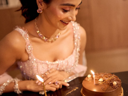 Pooja Hegde's birthday celebration begins with a 'little bit of work & a whole lotta love' | Pooja Hegde's birthday celebration begins with a 'little bit of work & a whole lotta love'