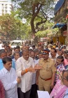 Order probe into repeated extensions in Mulund Bird Park tender, demands BJP | Order probe into repeated extensions in Mulund Bird Park tender, demands BJP
