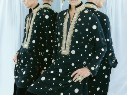 Karan Johar calls Manish Malhotra’s Diwali party a beautiful blend of warmth, glamour, and love | Karan Johar calls Manish Malhotra’s Diwali party a beautiful blend of warmth, glamour, and love