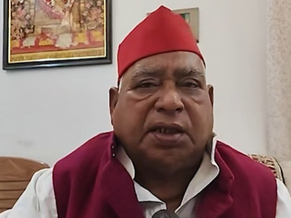 Awadhesh Prasad backs Akhilesh Yadav after he calls Yogi Adityanath an 'Infiltrator' | Awadhesh Prasad backs Akhilesh Yadav after he calls Yogi Adityanath an 'Infiltrator'