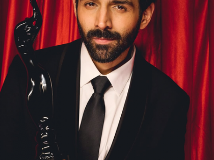 Abhishek Bachchan calls Kartik Aaryan the "future of Bollywood"; latter responds by calling Abhishek his "inspiration" | Abhishek Bachchan calls Kartik Aaryan the "future of Bollywood"; latter responds by calling Abhishek his "inspiration"