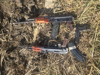 Punjab: Two AK-47 rifles recovered along Pakistan border | Punjab: Two AK-47 rifles recovered along Pakistan border