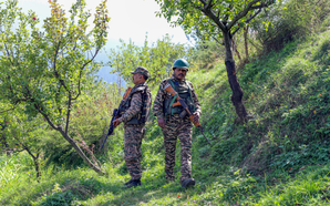 J&K Police seizes vehicles used for off-roading inside forest area in Budgam | J&K Police seizes vehicles used for off-roading inside forest area in Budgam