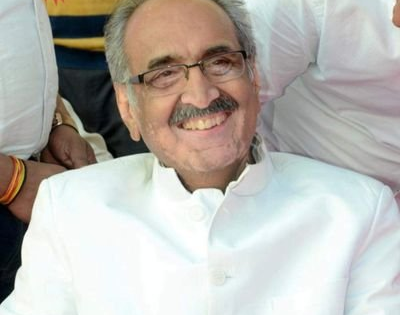 Rajasthan: BJP leader hospitalised in Jaipur at soldier's funeral | Rajasthan: BJP leader hospitalised in Jaipur at soldier's funeral Rajasthan: BJP leader hospitalised in Jaipur at soldier's funeral | Rajasthan: BJP leader hospitalised in Jaipur at soldier's funeral