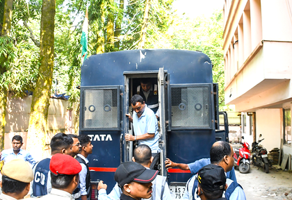 Zubeen Garg death probe: Singer and bandmate to be produced in court today | Zubeen Garg death probe: Singer and bandmate to be produced in court today Zubeen Garg death probe: Singer and bandmate to be produced in court today | Zubeen Garg death probe: Singer and bandmate to be produced in court today