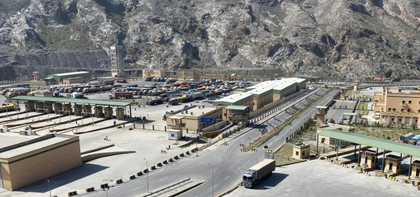Pakistan, Afghan forces exchange heavy fire near border | Pakistan, Afghan forces exchange heavy fire near border Pakistan, Afghan forces exchange heavy fire near border | Pakistan, Afghan forces exchange heavy fire near border