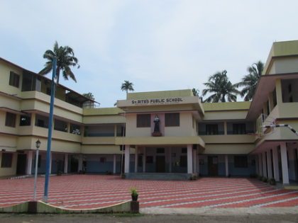 Hijab row: Kochi school reopens amid police presence, Kerala govt flags rights violation | Hijab row: Kochi school reopens amid police presence, Kerala govt flags rights violation Hijab row: Kochi school reopens amid police presence, Kerala govt flags rights violation | Hijab row: Kochi school reopens amid police presence, Kerala govt flags rights violation