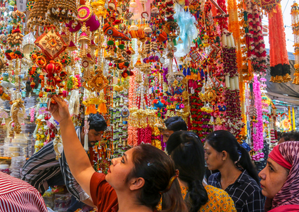 Tiruppur knitwear units delay Diwali bonus; trade unions press for immediate disbursal | Tiruppur knitwear units delay Diwali bonus; trade unions press for immediate disbursal Tiruppur knitwear units delay Diwali bonus; trade unions press for immediate disbursal | Tiruppur knitwear units delay Diwali bonus; trade unions press for immediate disbursal
