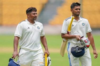 BCCI blunder: Sarfaraz-Musheer mix-up sparks confusion in Ranji Trophy opener | BCCI blunder: Sarfaraz-Musheer mix-up sparks confusion in Ranji Trophy opener BCCI blunder: Sarfaraz-Musheer mix-up sparks confusion in Ranji Trophy opener | BCCI blunder: Sarfaraz-Musheer mix-up sparks confusion in Ranji Trophy opener