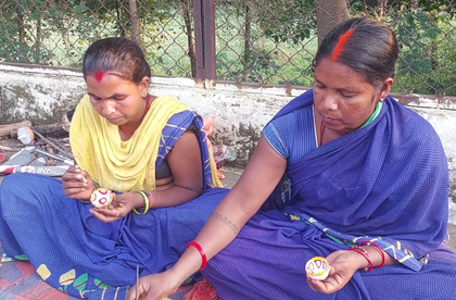 In Chhattisgarh’s Balrampur, women SHGs groups set new examples in cleanliness drive | In Chhattisgarh’s Balrampur, women SHGs groups set new examples in cleanliness drive In Chhattisgarh’s Balrampur, women SHGs groups set new examples in cleanliness drive | In Chhattisgarh’s Balrampur, women SHGs groups set new examples in cleanliness drive
