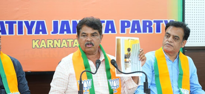 Siddaramaiah trying to project Priyank Kharge as his successor to CM post: K'taka BJP | Siddaramaiah trying to project Priyank Kharge as his successor to CM post: K'taka BJP Siddaramaiah trying to project Priyank Kharge as his successor to CM post: K'taka BJP | Siddaramaiah trying to project Priyank Kharge as his successor to CM post: K'taka BJP