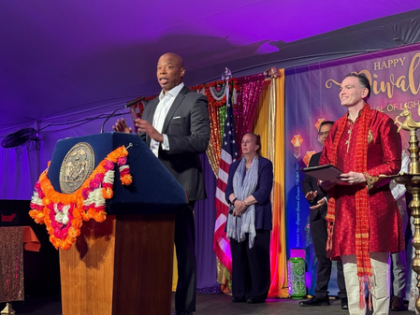 NYC Mayor hosts Diwali celebration, lauds Indian community's vibrant contributions | NYC Mayor hosts Diwali celebration, lauds Indian community's vibrant contributions NYC Mayor hosts Diwali celebration, lauds Indian community's vibrant contributions | NYC Mayor hosts Diwali celebration, lauds Indian community's vibrant contributions