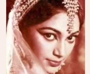 Jackie Shroff wishes Simi Garewal on 78th birthday | Jackie Shroff wishes Simi Garewal on 78th birthday Jackie Shroff wishes Simi Garewal on 78th birthday | Jackie Shroff wishes Simi Garewal on 78th birthday