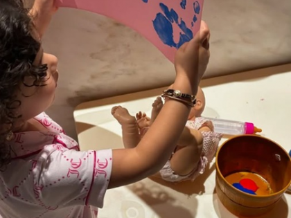 Priyanka Chopra's little one Malti channels her inner artist | Priyanka Chopra's little one Malti channels her inner artist Priyanka Chopra's little one Malti channels her inner artist | Priyanka Chopra's little one Malti channels her inner artist