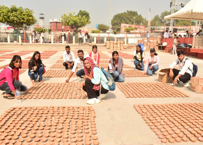 Ayodhya: Yogi government aims for unprecedented scale in Deepotsav-2025 | Ayodhya: Yogi government aims for unprecedented scale in Deepotsav-2025 Ayodhya: Yogi government aims for unprecedented scale in Deepotsav-2025 | Ayodhya: Yogi government aims for unprecedented scale in Deepotsav-2025