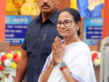Mamata Banerjee stresses communal harmony while extending Diwali greetings | Mamata Banerjee stresses communal harmony while extending Diwali greetings Mamata Banerjee stresses communal harmony while extending Diwali greetings | Mamata Banerjee stresses communal harmony while extending Diwali greetings