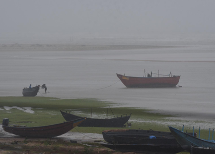 IMD warns intensification of twin weather systems brewing over Arabian Sea and Bay of Bengal | IMD warns intensification of twin weather systems brewing over Arabian Sea and Bay of Bengal IMD warns intensification of twin weather systems brewing over Arabian Sea and Bay of Bengal | IMD warns intensification of twin weather systems brewing over Arabian Sea and Bay of Bengal