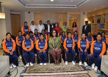 Indian women’s cricket team for the blind meets Sri Lanka PM ahead of inaugural Women’s T20 WC | Indian women’s cricket team for the blind meets Sri Lanka PM ahead of inaugural Women’s T20 WC Indian women’s cricket team for the blind meets Sri Lanka PM ahead of inaugural Women’s T20 WC | Indian women’s cricket team for the blind meets Sri Lanka PM ahead of inaugural Women’s T20 WC