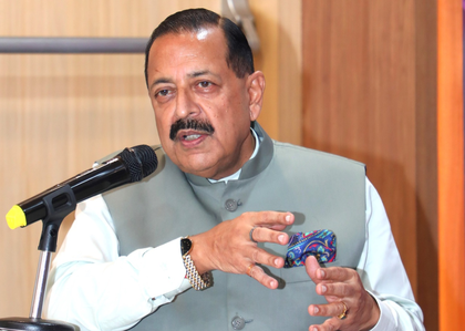 Jitendra Singh calls on Prez Murmu, briefs her on J&K situation | Jitendra Singh calls on Prez Murmu, briefs her on J&K situation Jitendra Singh calls on Prez Murmu, briefs her on J&K situation | Jitendra Singh calls on Prez Murmu, briefs her on J&K situation
