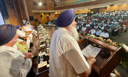 Conspiracies to control Sikh religious bodies must be exposed: Sukhbir Badal | Conspiracies to control Sikh religious bodies must be exposed: Sukhbir Badal