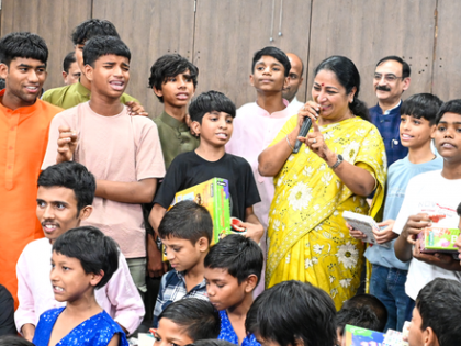 Delhi CM Rekha Gupta celebrates Diwali with children at orphanage | Delhi CM Rekha Gupta celebrates Diwali with children at orphanage Delhi CM Rekha Gupta celebrates Diwali with children at orphanage | Delhi CM Rekha Gupta celebrates Diwali with children at orphanage