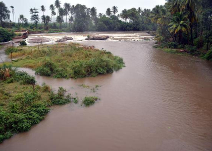 TN's Mullaperiyar River overflows, several villages in Theni inundated, harvest destroyed | TN's Mullaperiyar River overflows, several villages in Theni inundated, harvest destroyed TN's Mullaperiyar River overflows, several villages in Theni inundated, harvest destroyed | TN's Mullaperiyar River overflows, several villages in Theni inundated, harvest destroyed