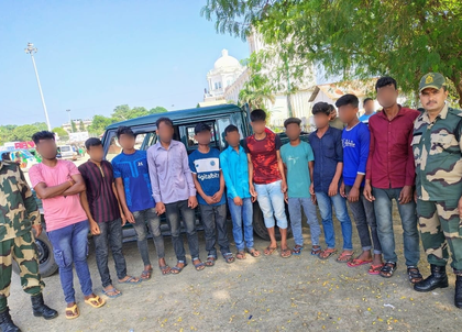 BSF detains 10 Rohingyas among 21 illegal migrants in Tripura | BSF detains 10 Rohingyas among 21 illegal migrants in Tripura BSF detains 10 Rohingyas among 21 illegal migrants in Tripura | BSF detains 10 Rohingyas among 21 illegal migrants in Tripura