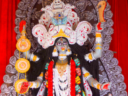 Kolkata Police deploy special security to protect Kali idols’ jewellery in city mandaps | Kolkata Police deploy special security to protect Kali idols’ jewellery in city mandaps Kolkata Police deploy special security to protect Kali idols’ jewellery in city mandaps | Kolkata Police deploy special security to protect Kali idols’ jewellery in city mandaps