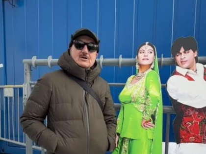 Anupam Kher takes his first trip to Switzerland as DDLJ turns 30 | Anupam Kher takes his first trip to Switzerland as DDLJ turns 30 Anupam Kher takes his first trip to Switzerland as DDLJ turns 30 | Anupam Kher takes his first trip to Switzerland as DDLJ turns 30