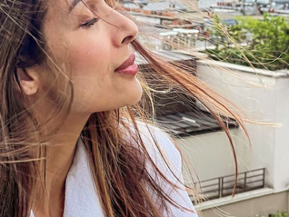 Arjun Kapoor wishes former girlfriend Malaika Arora on b’day: Keep soaring, smiling | Arjun Kapoor wishes former girlfriend Malaika Arora on b’day: Keep soaring, smiling Arjun Kapoor wishes former girlfriend Malaika Arora on b’day: Keep soaring, smiling | Arjun Kapoor wishes former girlfriend Malaika Arora on b’day: Keep soaring, smiling