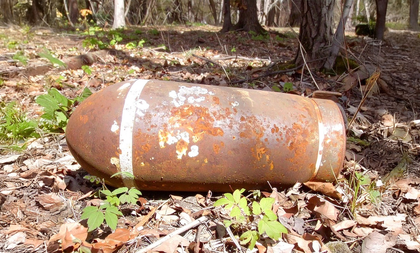 Army defuses World War II-era bomb found near river in Bengal’s Birbhum, tremors felt in villages | Army defuses World War II-era bomb found near river in Bengal’s Birbhum, tremors felt in villages Army defuses World War II-era bomb found near river in Bengal’s Birbhum, tremors felt in villages | Army defuses World War II-era bomb found near river in Bengal’s Birbhum, tremors felt in villages
