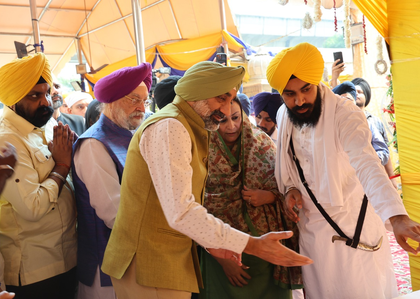 Air Chief Marshal pays respects as Guru Gobind Singh's sacred footwear sets off on grand yatra | Air Chief Marshal pays respects as Guru Gobind Singh's sacred footwear sets off on grand yatra Air Chief Marshal pays respects as Guru Gobind Singh's sacred footwear sets off on grand yatra | Air Chief Marshal pays respects as Guru Gobind Singh's sacred footwear sets off on grand yatra