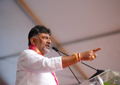 Karnataka Deputy CM demands high-level probe into Andhra Pradesh bus tragedy | Karnataka Deputy CM demands high-level probe into Andhra Pradesh bus tragedy Karnataka Deputy CM demands high-level probe into Andhra Pradesh bus tragedy | Karnataka Deputy CM demands high-level probe into Andhra Pradesh bus tragedy