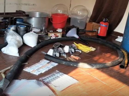 DRI seizes drugs valued at Rs 108 crore, arrests 26 foreigners | DRI seizes drugs valued at Rs 108 crore, arrests 26 foreigners DRI seizes drugs valued at Rs 108 crore, arrests 26 foreigners | DRI seizes drugs valued at Rs 108 crore, arrests 26 foreigners