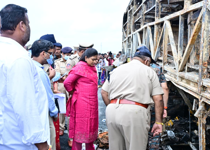 Andhra bus fire claims 19 lives; 16 teams formed for probe | Andhra bus fire claims 19 lives; 16 teams formed for probe
