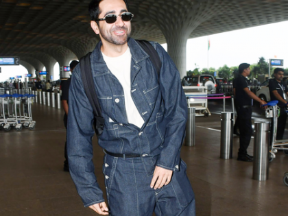 Ayushmann Khurrana welcomes Aneet Padda in ‘Shakti Shalini’: ‘Punjabi aa gaye oye’ | Ayushmann Khurrana welcomes Aneet Padda in ‘Shakti Shalini’: ‘Punjabi aa gaye oye’ Ayushmann Khurrana welcomes Aneet Padda in ‘Shakti Shalini’: ‘Punjabi aa gaye oye’ | Ayushmann Khurrana welcomes Aneet Padda in ‘Shakti Shalini’: ‘Punjabi aa gaye oye’
