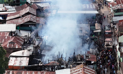 'Swift response prevents disaster': Fire contained in Manipur's Moreh by Assam Rifles | 'Swift response prevents disaster': Fire contained in Manipur's Moreh by Assam Rifles