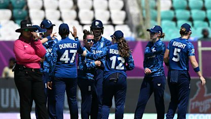 Women’s World Cup: Bowlers and Amy Jones help England thrash New Zealand by eight wickets | Women’s World Cup: Bowlers and Amy Jones help England thrash New Zealand by eight wickets Women’s World Cup: Bowlers and Amy Jones help England thrash New Zealand by eight wickets | Women’s World Cup: Bowlers and Amy Jones help England thrash New Zealand by eight wickets