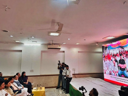 Delhi: BJP president JP Nadda joins Greater Kailash residents for 'Mann Ki Baat' | Delhi: BJP president JP Nadda joins Greater Kailash residents for 'Mann Ki Baat' Delhi: BJP president JP Nadda joins Greater Kailash residents for 'Mann Ki Baat' | Delhi: BJP president JP Nadda joins Greater Kailash residents for 'Mann Ki Baat'