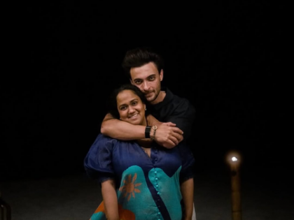 Salman Khan's sister Arpita Khan wishes husband Aayush Sharma on his birthday | Salman Khan's sister Arpita Khan wishes husband Aayush Sharma on his birthday Salman Khan's sister Arpita Khan wishes husband Aayush Sharma on his birthday | Salman Khan's sister Arpita Khan wishes husband Aayush Sharma on his birthday